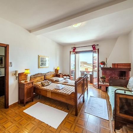 La Casa Di Mannazzotta 1 Bed & Breakfast Castelsardo Exterior photo